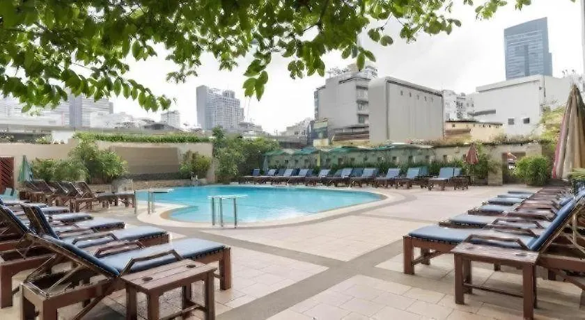 Nana Hotel Bangkok-1